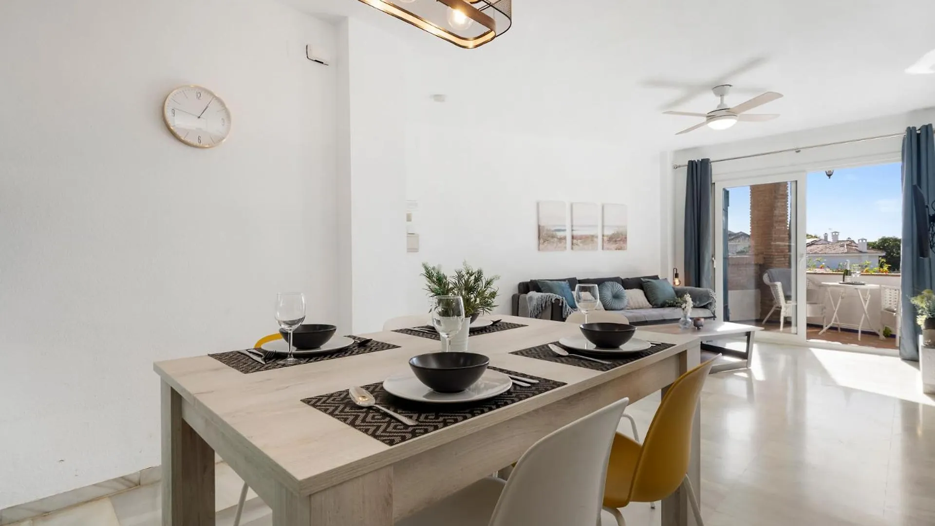 Family Holiday In Riviera Del Sol By Costarentals - Ref 27 Sitio de Calahonda