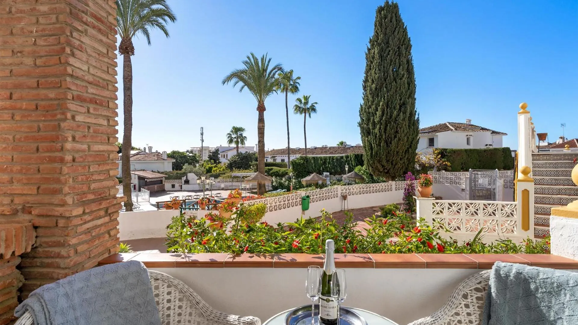 Family Holiday In Riviera Del Sol By Costarentals - Ref 27 Sitio de Calahonda Apartment