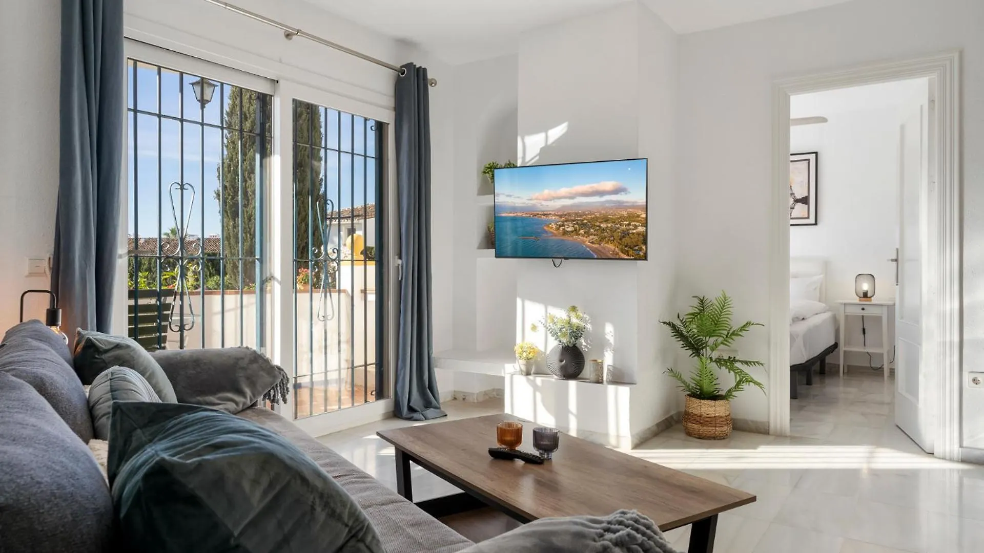 Apartment Family Holiday In Riviera Del Sol By Costarentals - Ref 27 Sitio de Calahonda